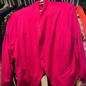 Short pink jacket / Torrid Size 2
